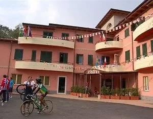 Impero Beauty & - Bike 3*, Cantello Italien