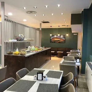 *** Hotell Oasi Village Italien